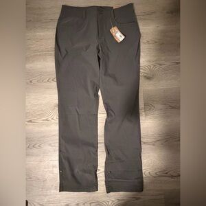 Women’s Eddie Bauer pants
